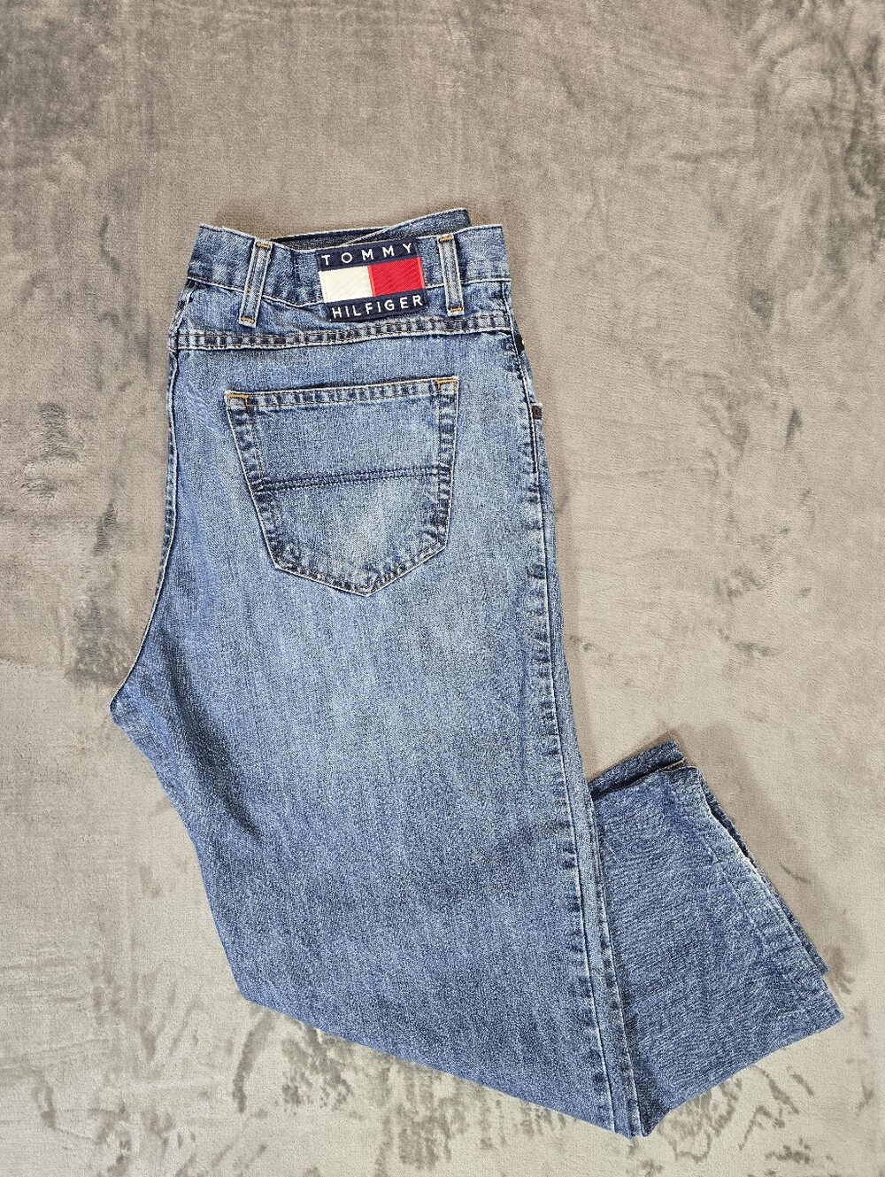 Vintage Tommy Hilfiger Big Logo Blue Denim Jeans Size 36x30 Fits 38x28